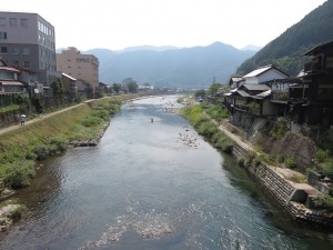 岐阜県の郡上八幡で川遊び！